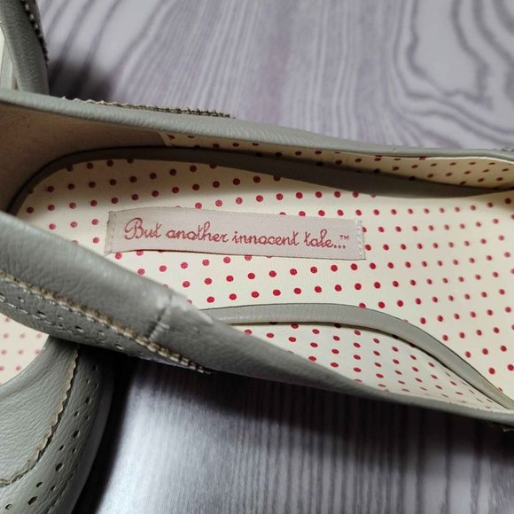 But Another innocent tale Heels - Picture 6 of 8